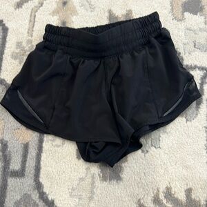 Lululemon Hotty Hot Shorts Size 0